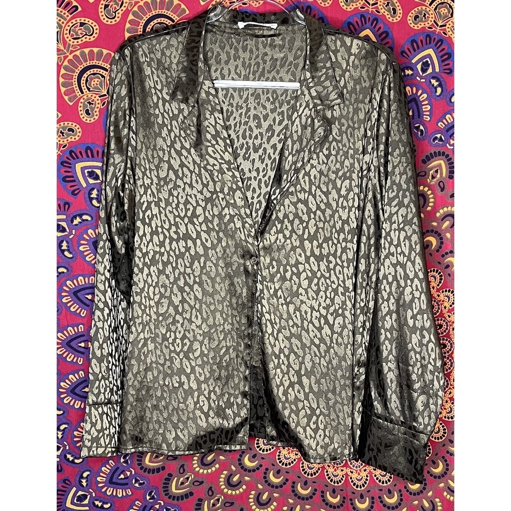 Nikkis Beach House Long Sleeve Sati.‎ Blouse & Sinch Skirt set M Brown Leopard